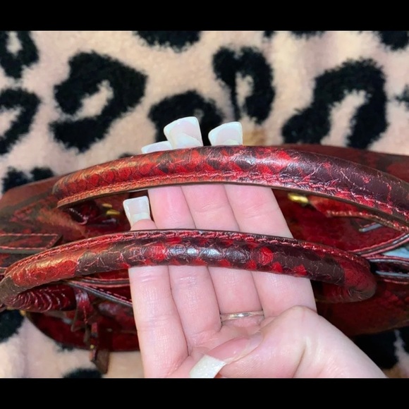 Michael Kors purse with matching wallet - Picture 4 of 7